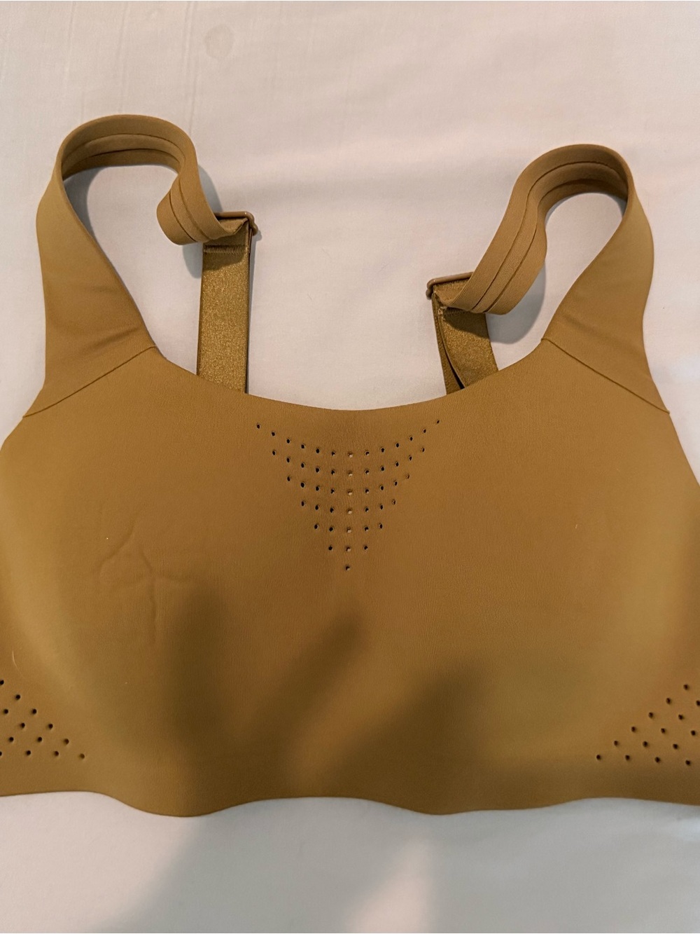 VSX Seamless Wireless Sports Bra in Camel Brown